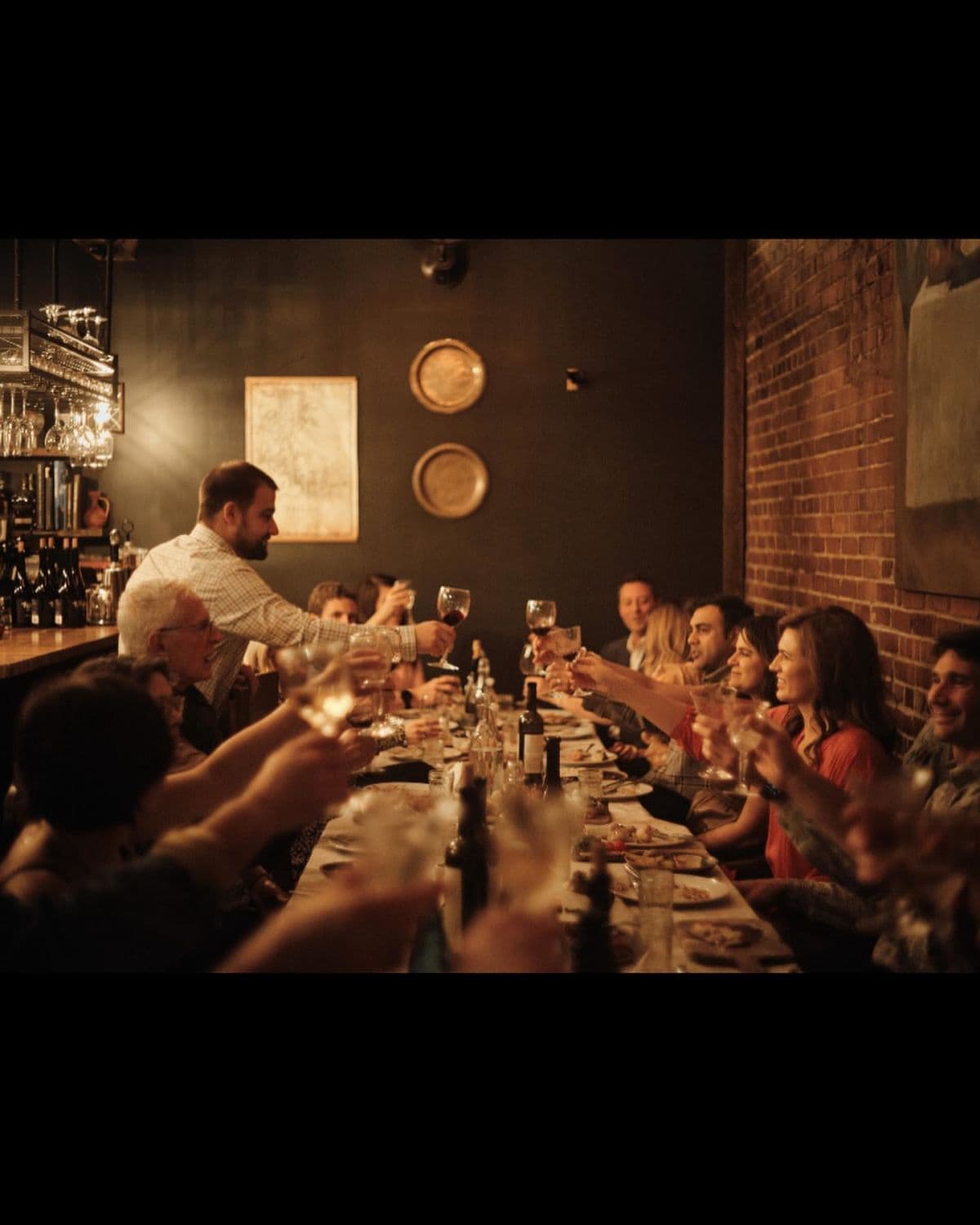 Community-toasting_ECBBBA36-A4D7-93C7-12E5625F76E4C438-ecbbb307ee2e121_ecbc686a-c215-26cb-69aa49c2ff6195d9.jpg