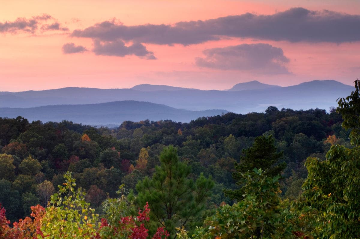 View-of-the-Blue-Ridge-Mountains-from-The-Reserve-at-Lake-Keowee-34ce683c5056a36_34ce6c61-5056-a36f-232e6f4cf7287d61.jpg