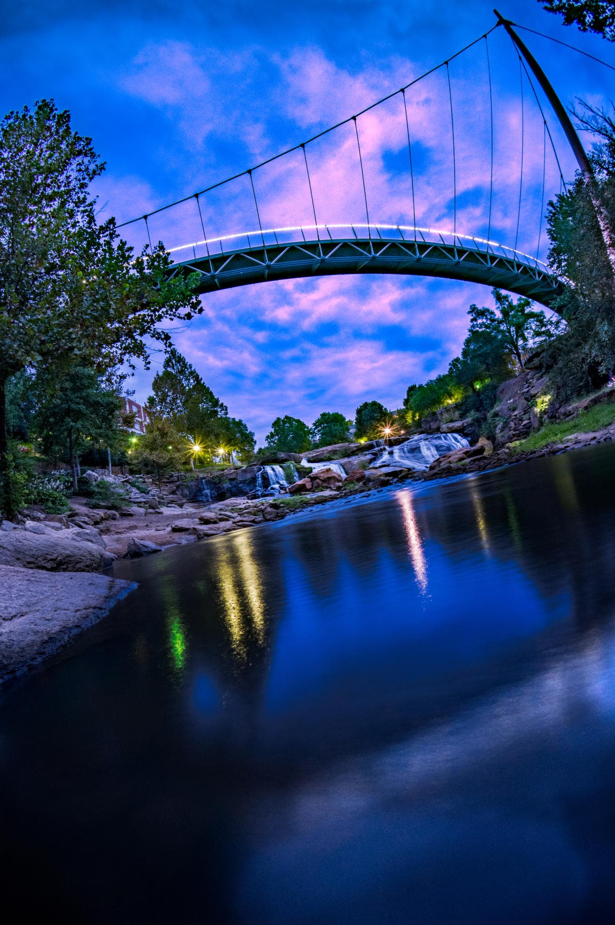Liberty-Bridge-at-Sunset-fbce4ee75056a36_fbce5b57-5056-a36f-239789183e152806.jpg