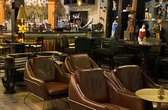 Bar-photo.webp